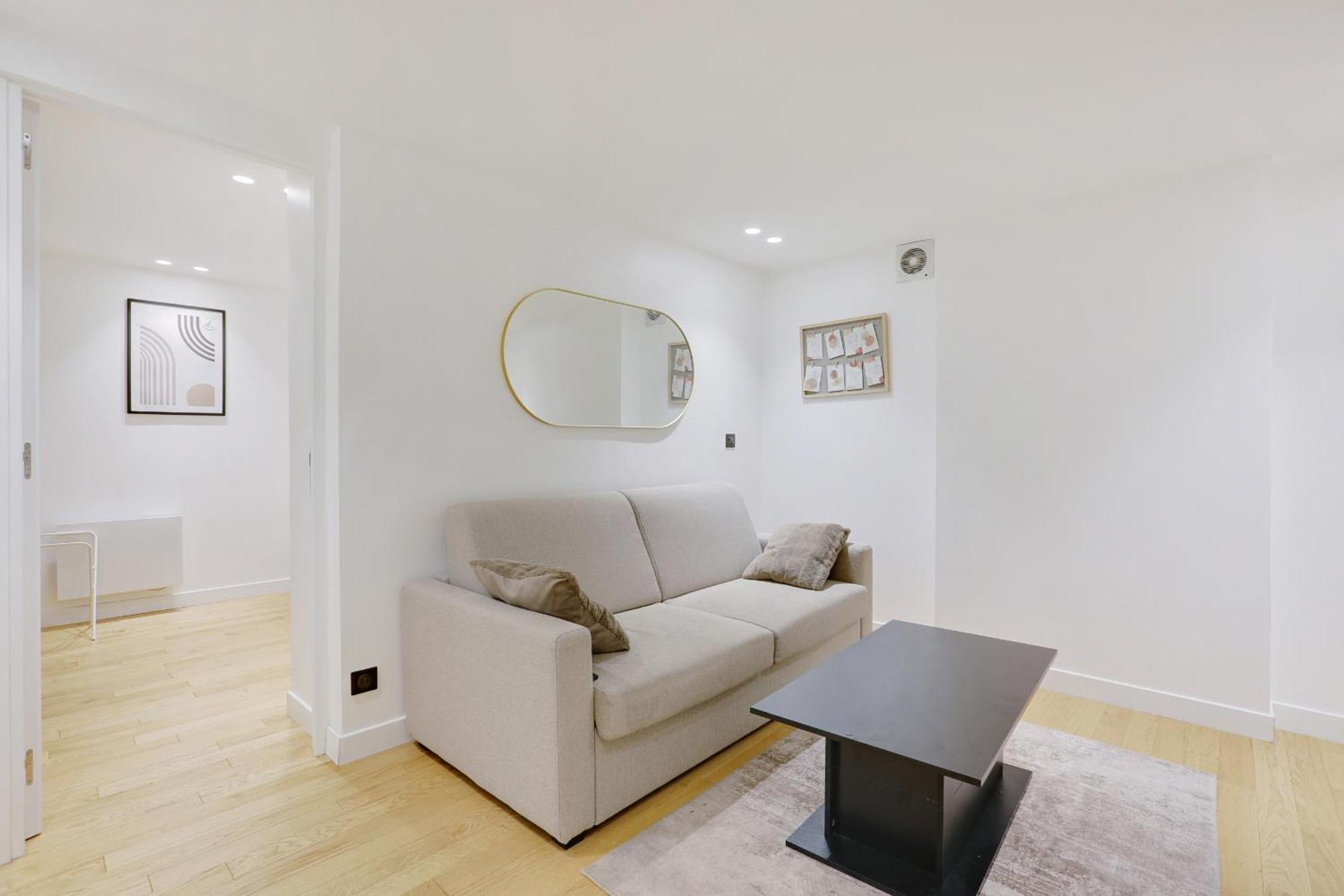 Appartement Beautiful 2 Bdr Duplex In *